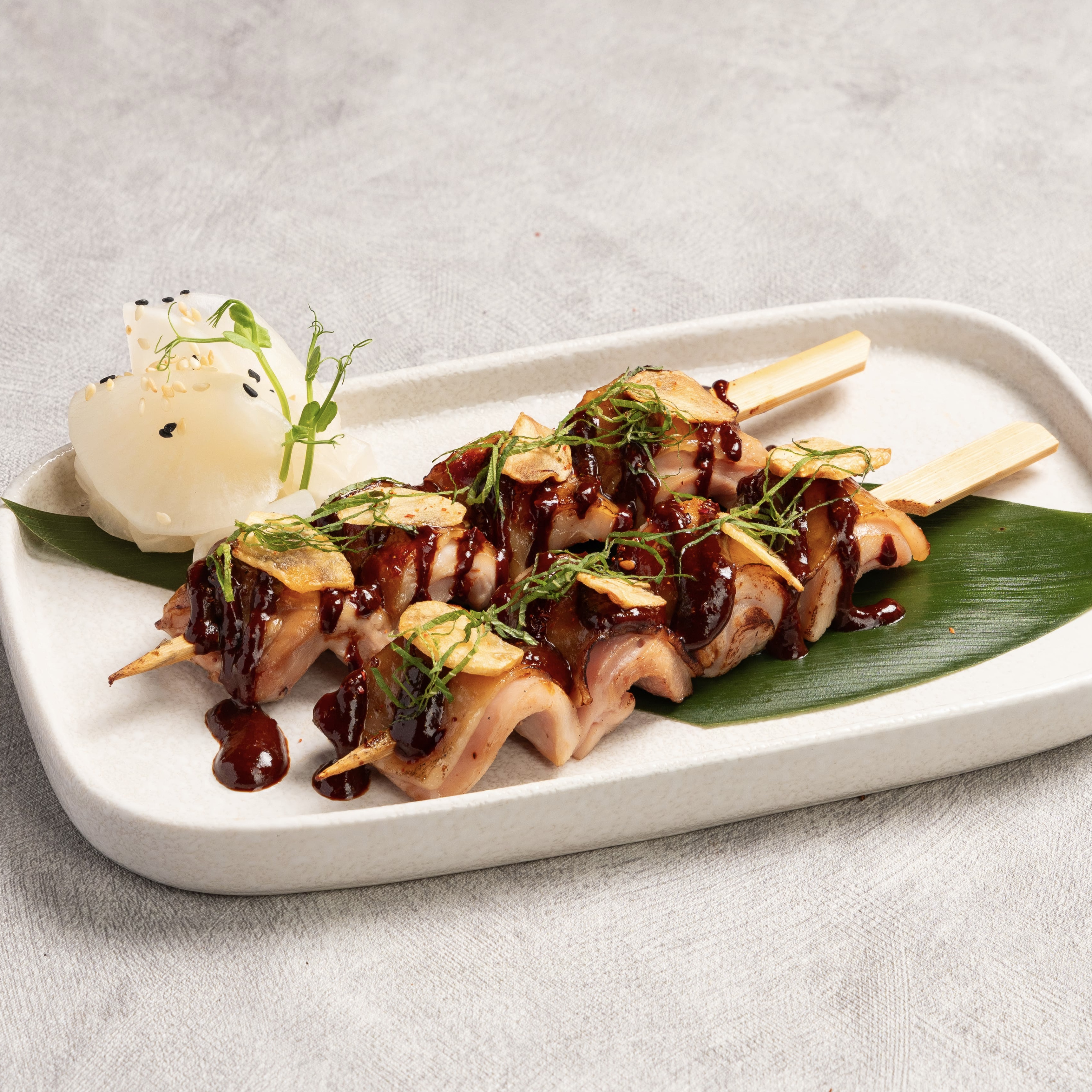 Grilled Chicken Thigh with Chilli Sauce